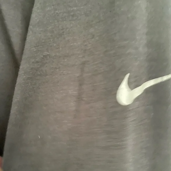 Mens Nike Long Sleeve Dri-Fit - Picture 2 of 4